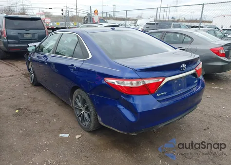 2015 Toyota Camry Xse z USA, uszkodzony, nr VIN 4T1BF1FK0FU901730